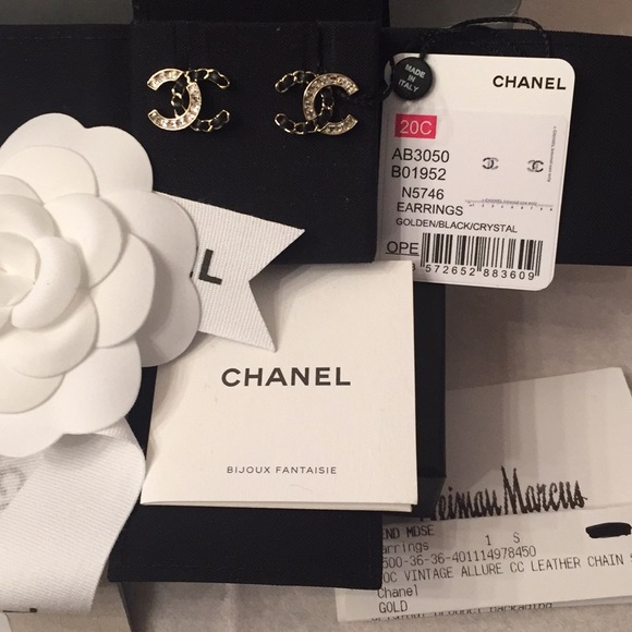 CHANEL Jewelry - BNWT Authentic Chanel Braid Leather Crystal CC